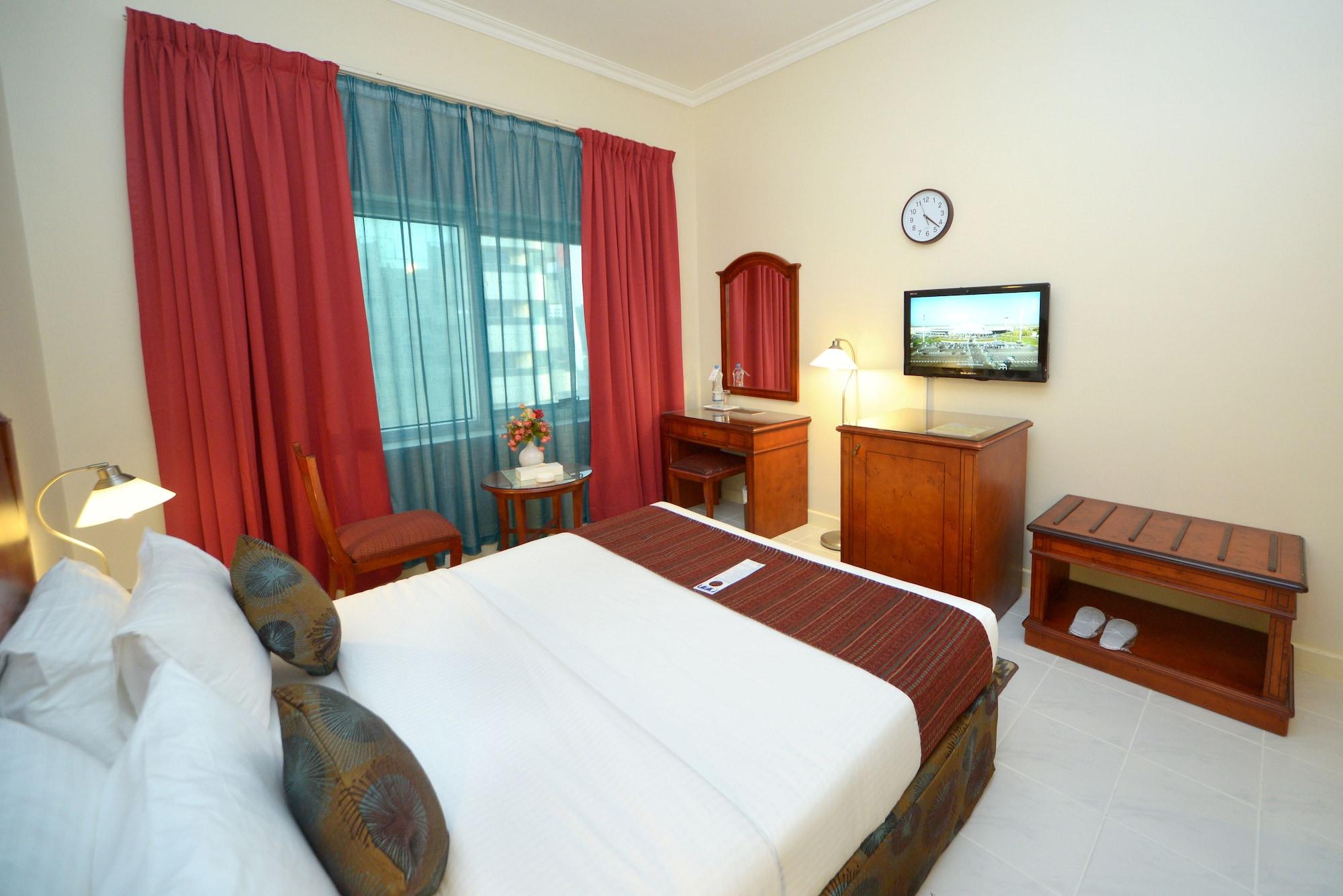 Nejoum Al Emarat Hotel Sharjah Bagian luar foto