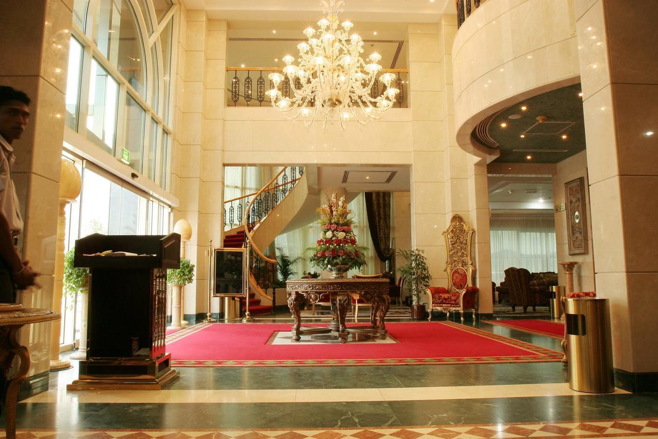 Nejoum Al Emarat Hotel Sharjah Bagian luar foto
